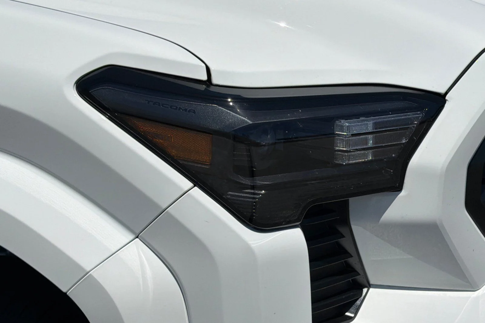New 2026 Ice Cap Toyota SR5 image 28