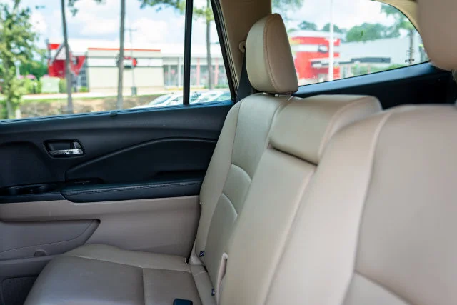 Used 2019 Deep Scarlet Pearl Honda EX-L image 28