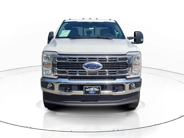 New 2026 Oxford White Ford XL image 2