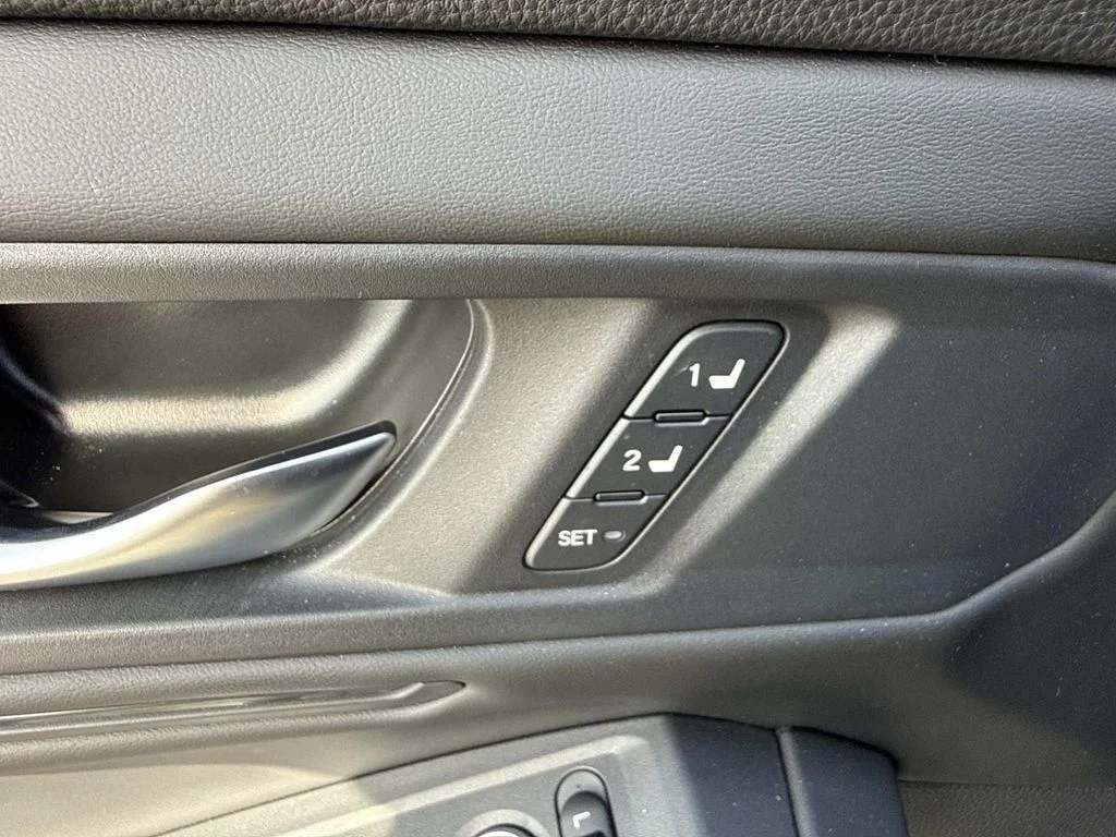 Used 2023 Gray Honda EX-L image 23