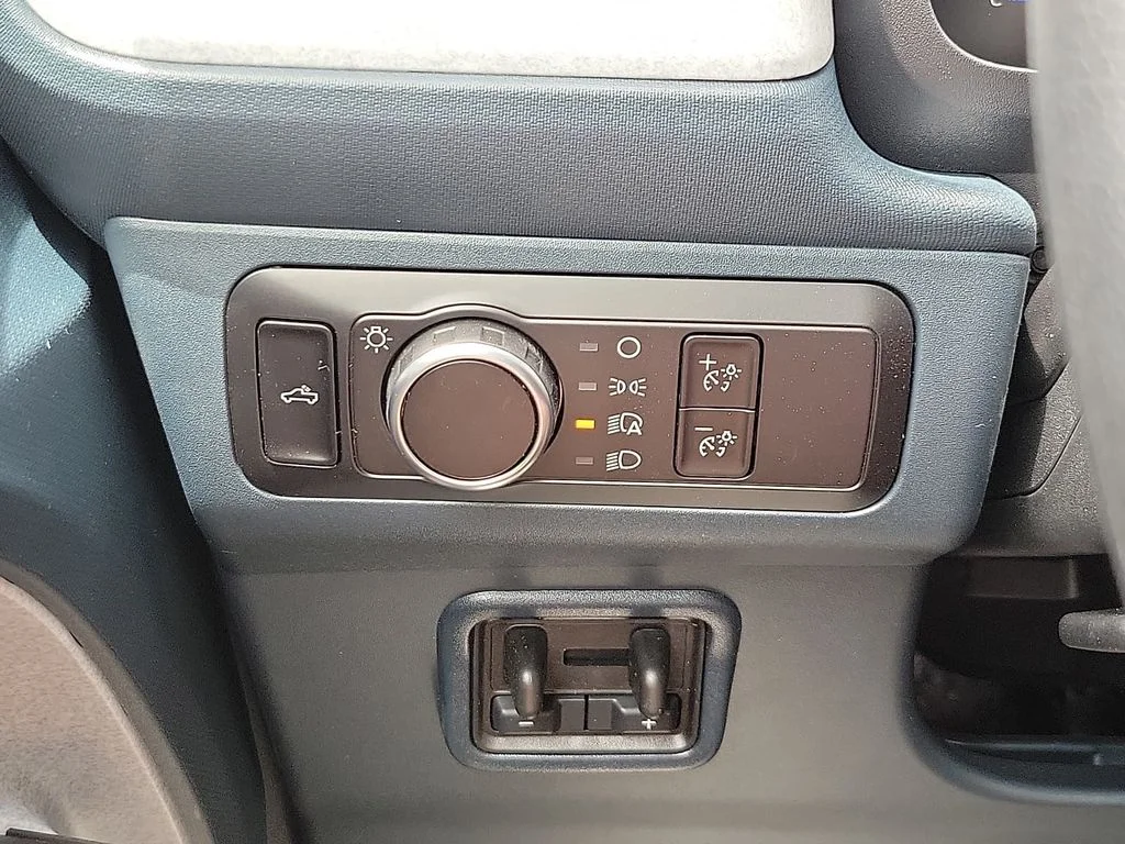 New 2026 Velocity Blue Ford XLT image 14