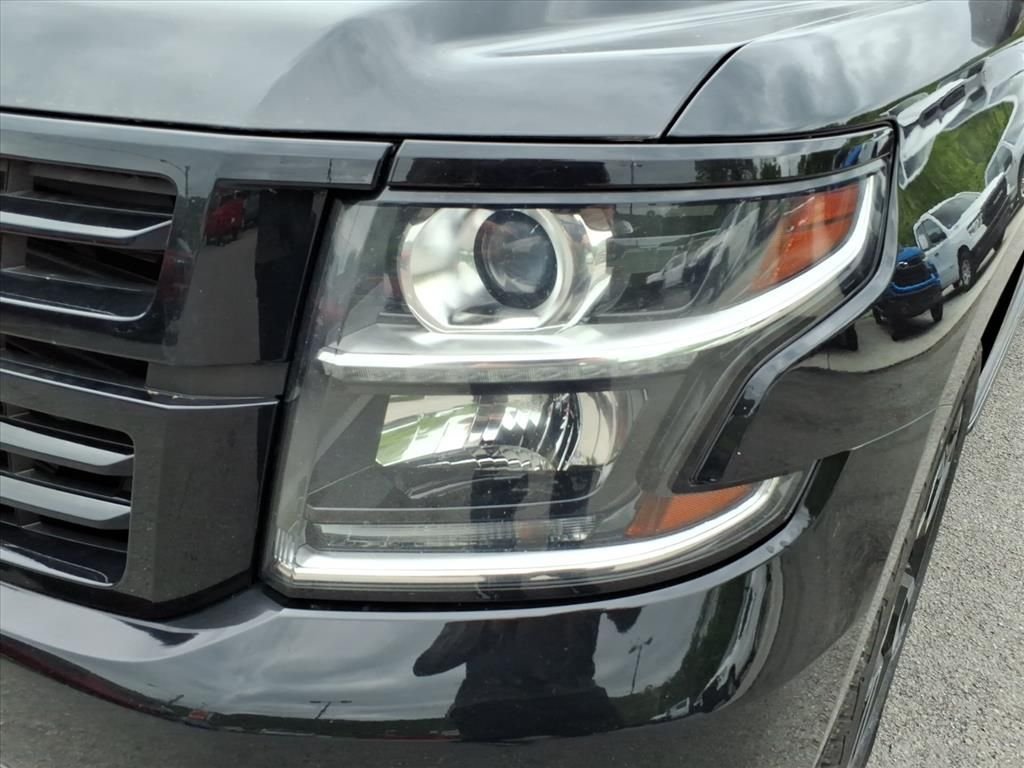 Used 2018 Black Chevrolet Premier image 10