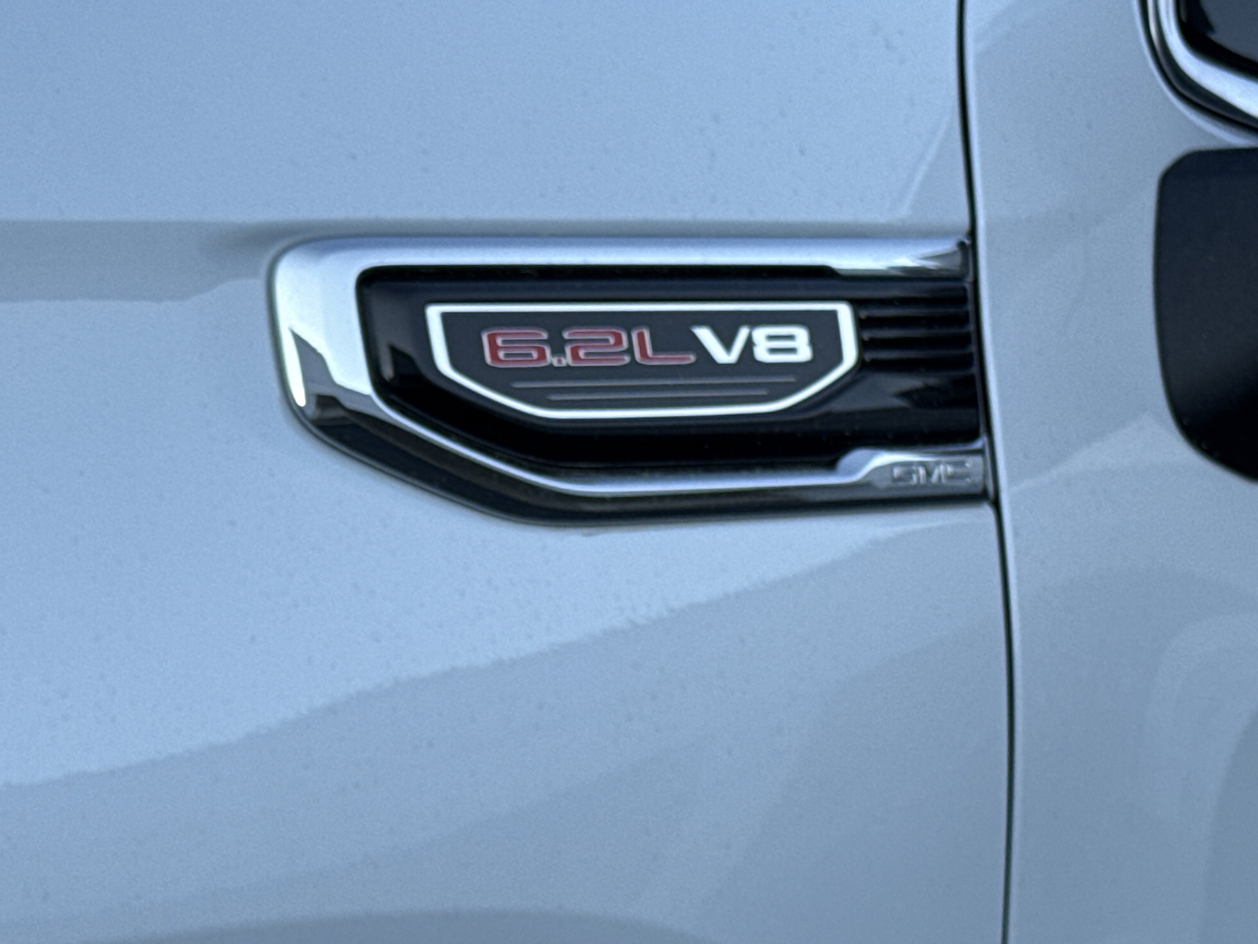 2026 GMC Sierra 1500 SLT - Photo 16