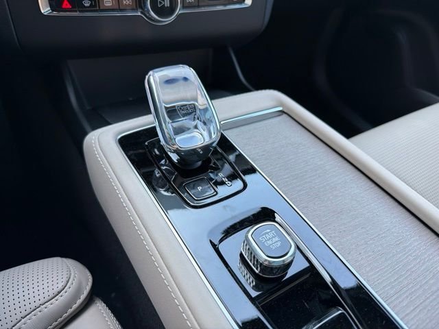 New 2026 White Volvo T8 Ultra image 22