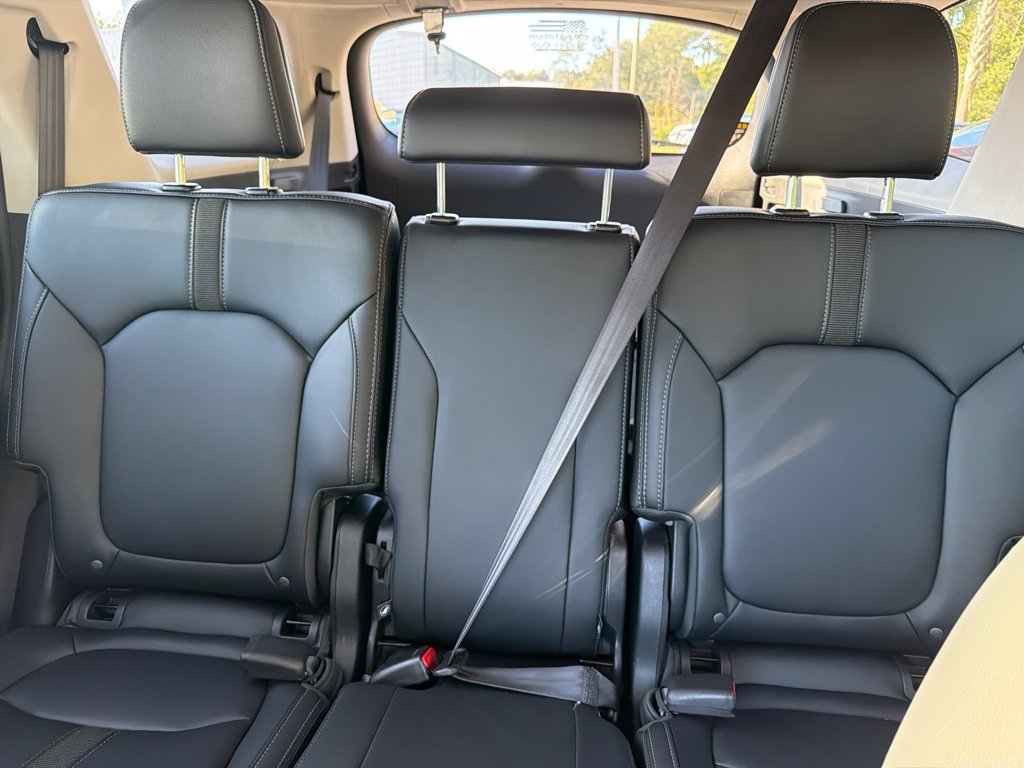Used 2025 Lunar Silver Metallic Honda EX-L image 20