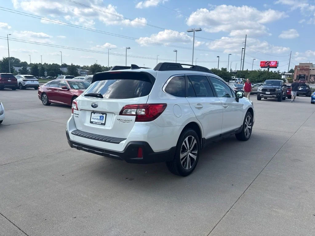 Used 2019 White Subaru 2.5i Limited image 5