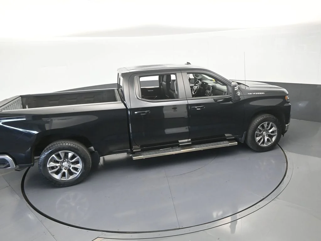 Used 2021 Black Chevrolet LT image 52