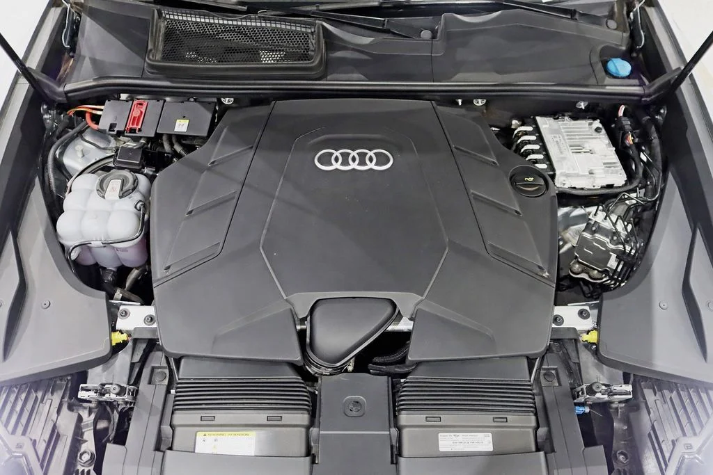 Used 2025 Silver Audi 55 Prestige image 45