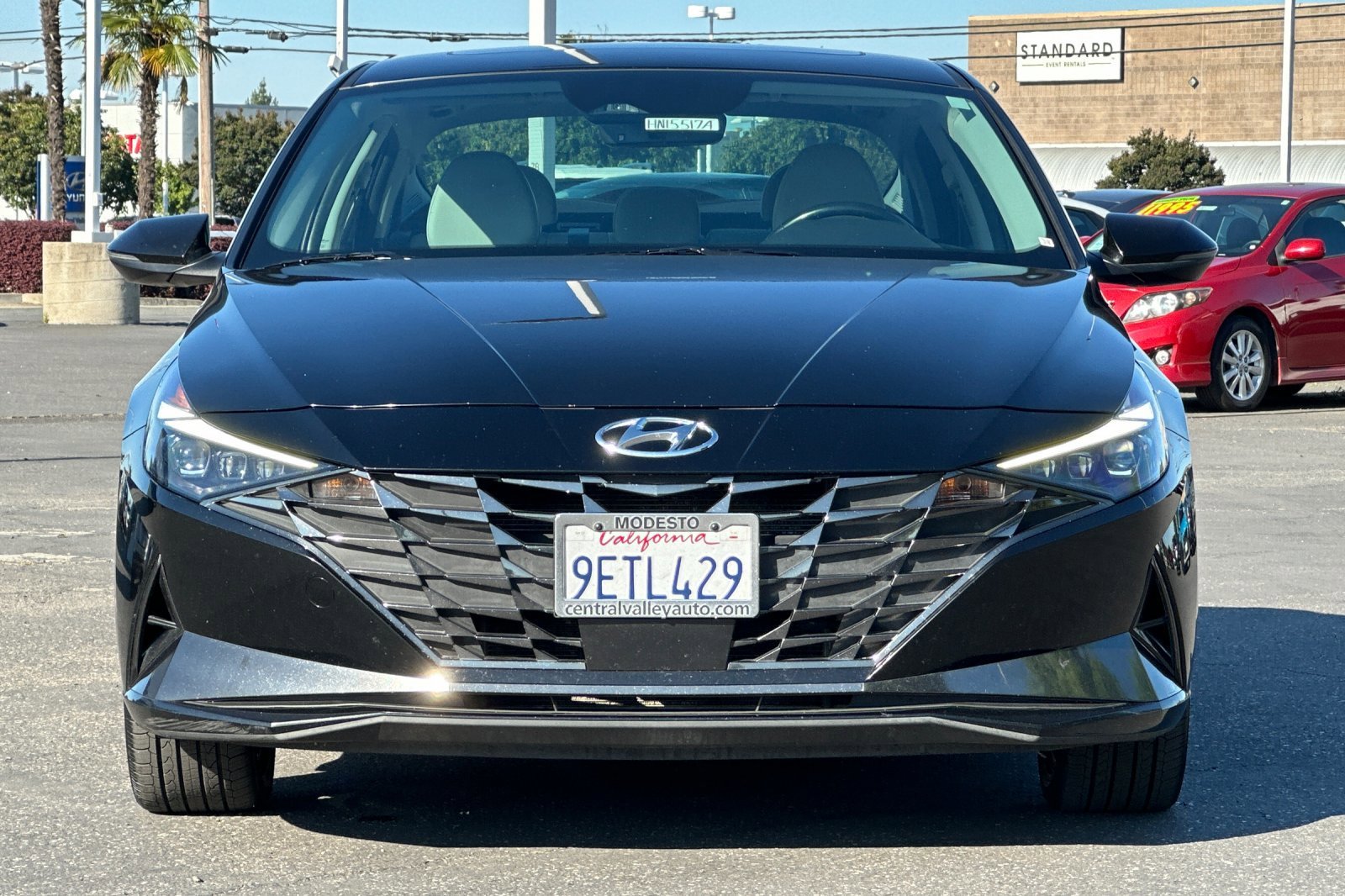 Used 2023 Phantom Black Hyundai Limited image 9