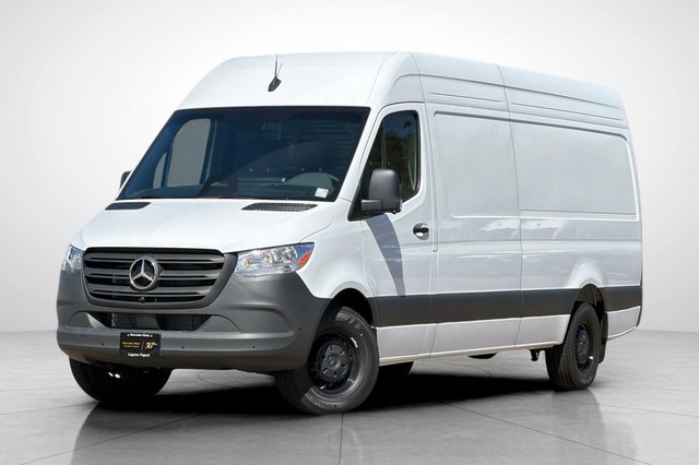 2026 Mercedes-Benz Sprinter 2500 Cargo 170 WB