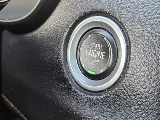 Used 2022 White Cadillac Sport image 18
