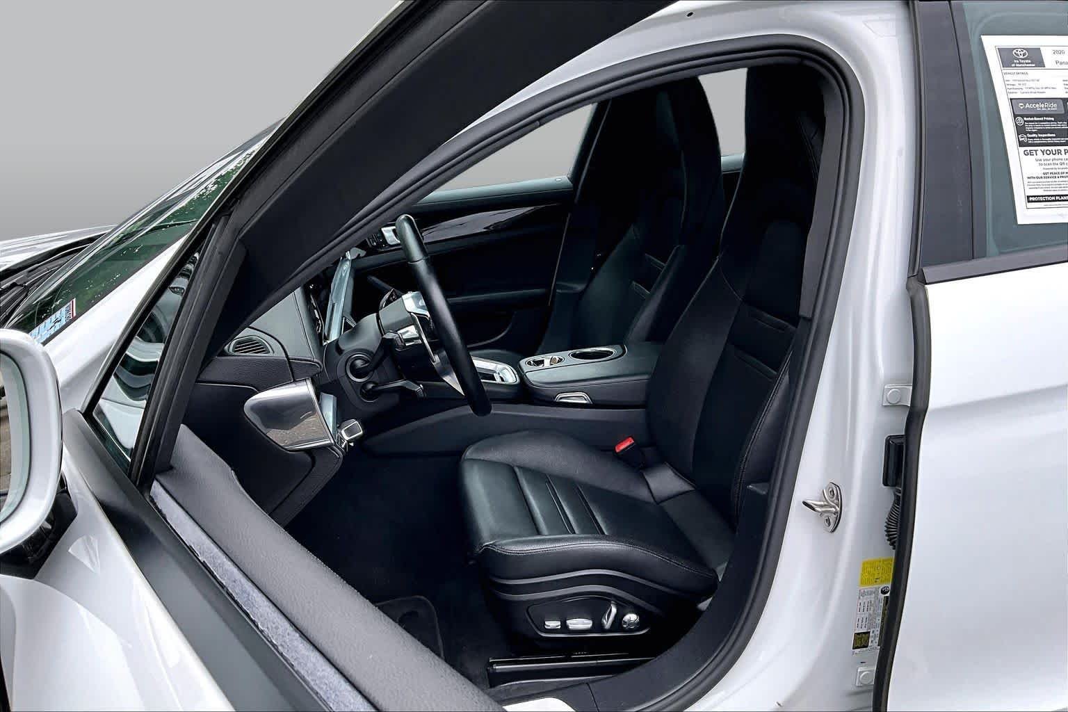 Used 2020 Carrara White Metallic Porsche 4 image 9