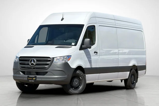 2026 Mercedes-Benz Sprinter 2500 Cargo 170 WB