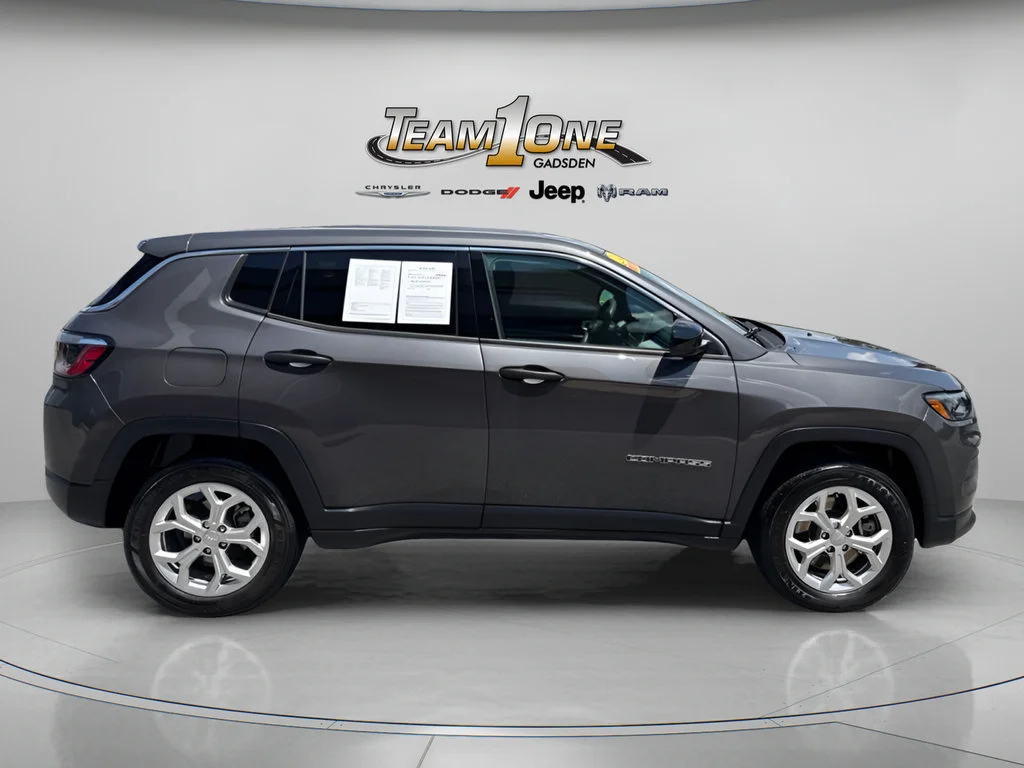 Used 2024 Baltic Gray Metallic Clearcoat Jeep Sport image 10