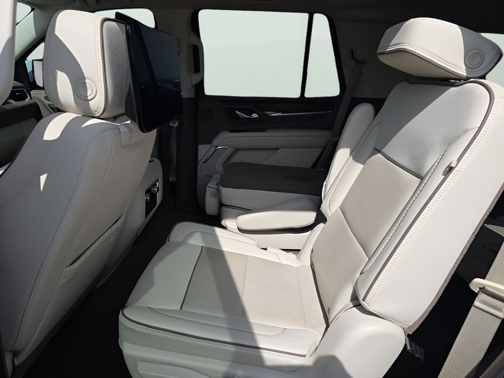 Used 2021 White GMC Denali image 12