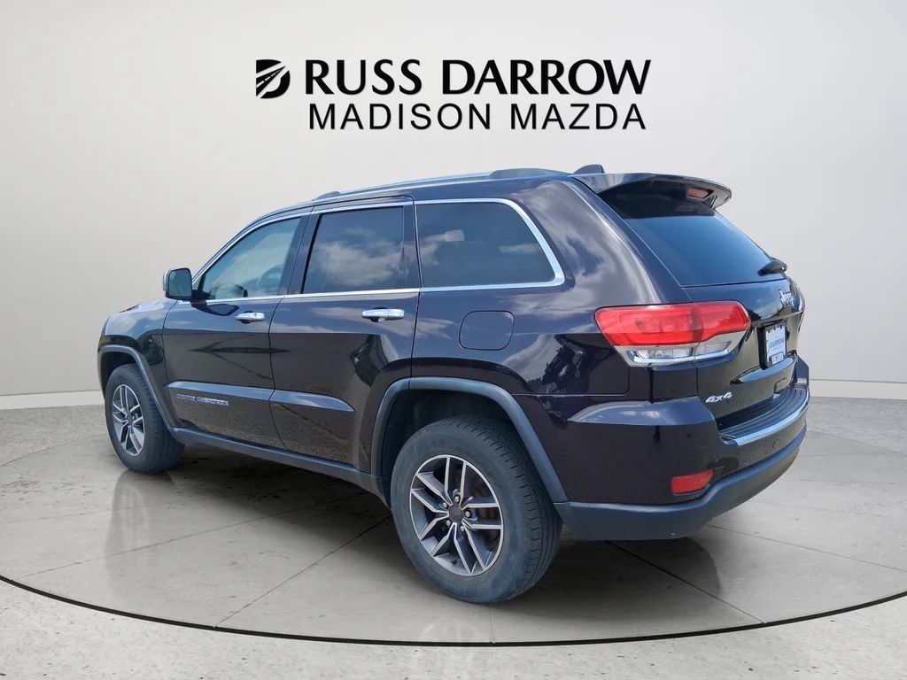 Used 2019 Red Jeep Limited image 3