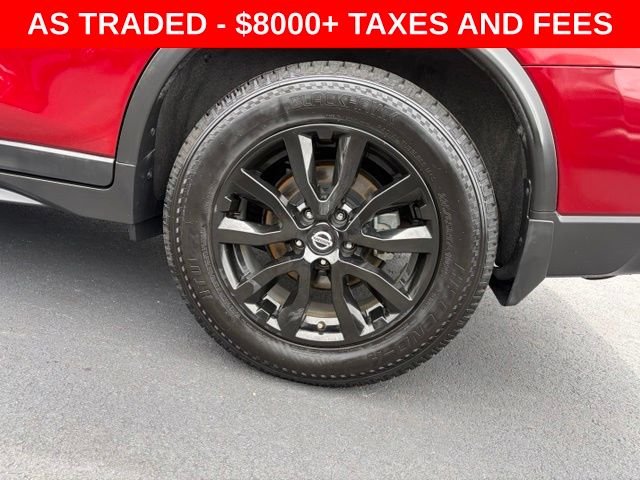 Used 2018 Red Nissan SV image 10
