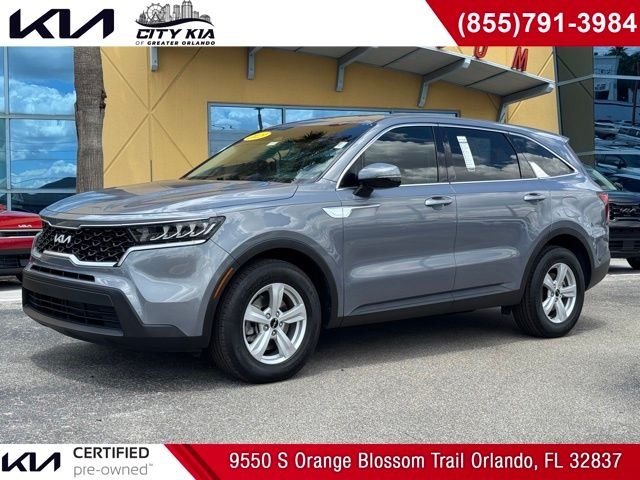 2023 Kia Sorento LX AT's photo