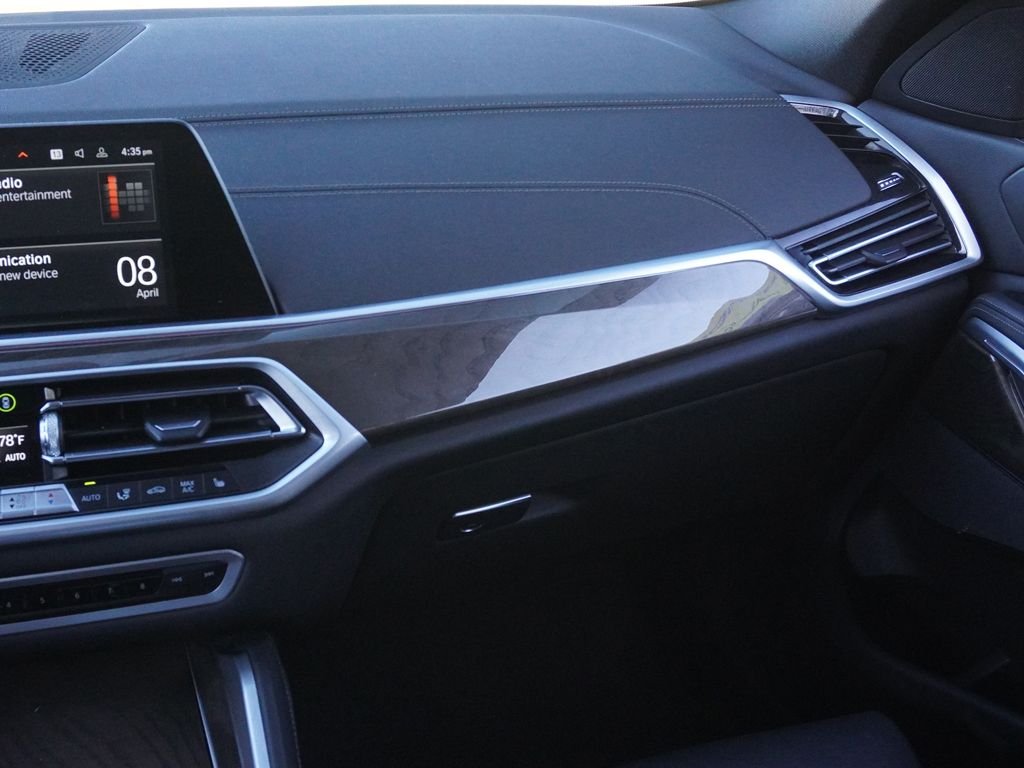 Used 2023 Black BMW xDrive40i image 29