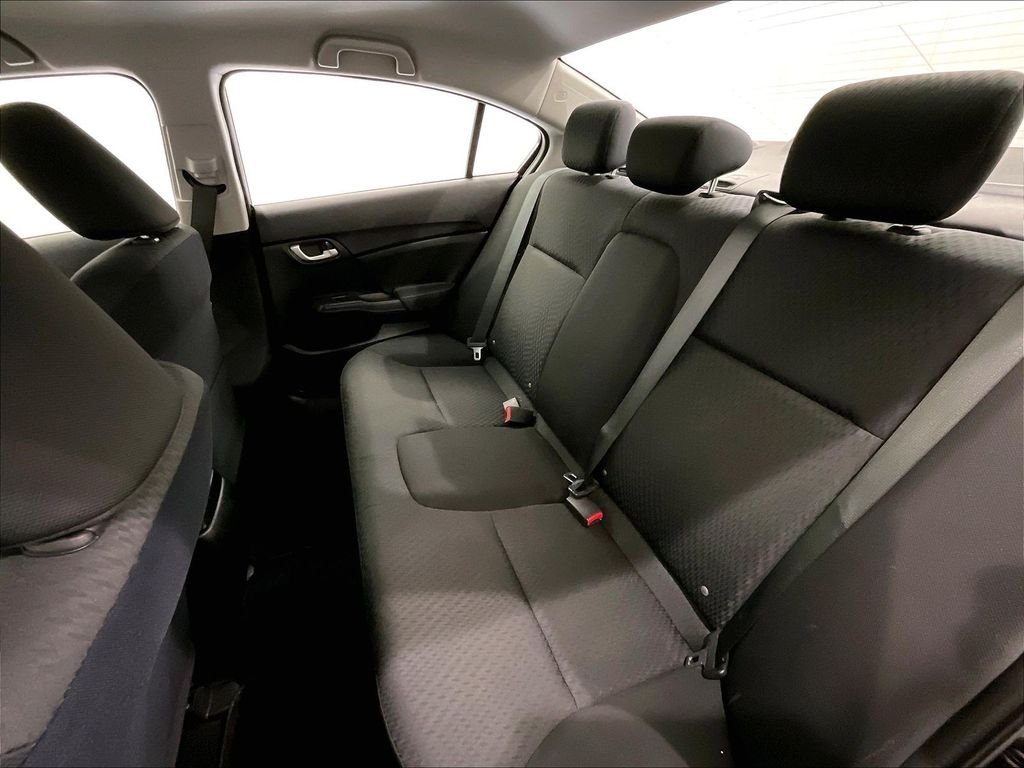 Used 2015 Black Honda SE image 15