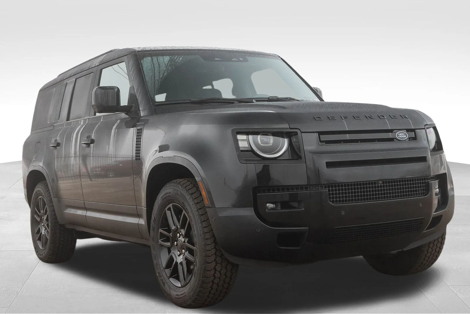New 2026 Santorini Black Land Rover S image 3