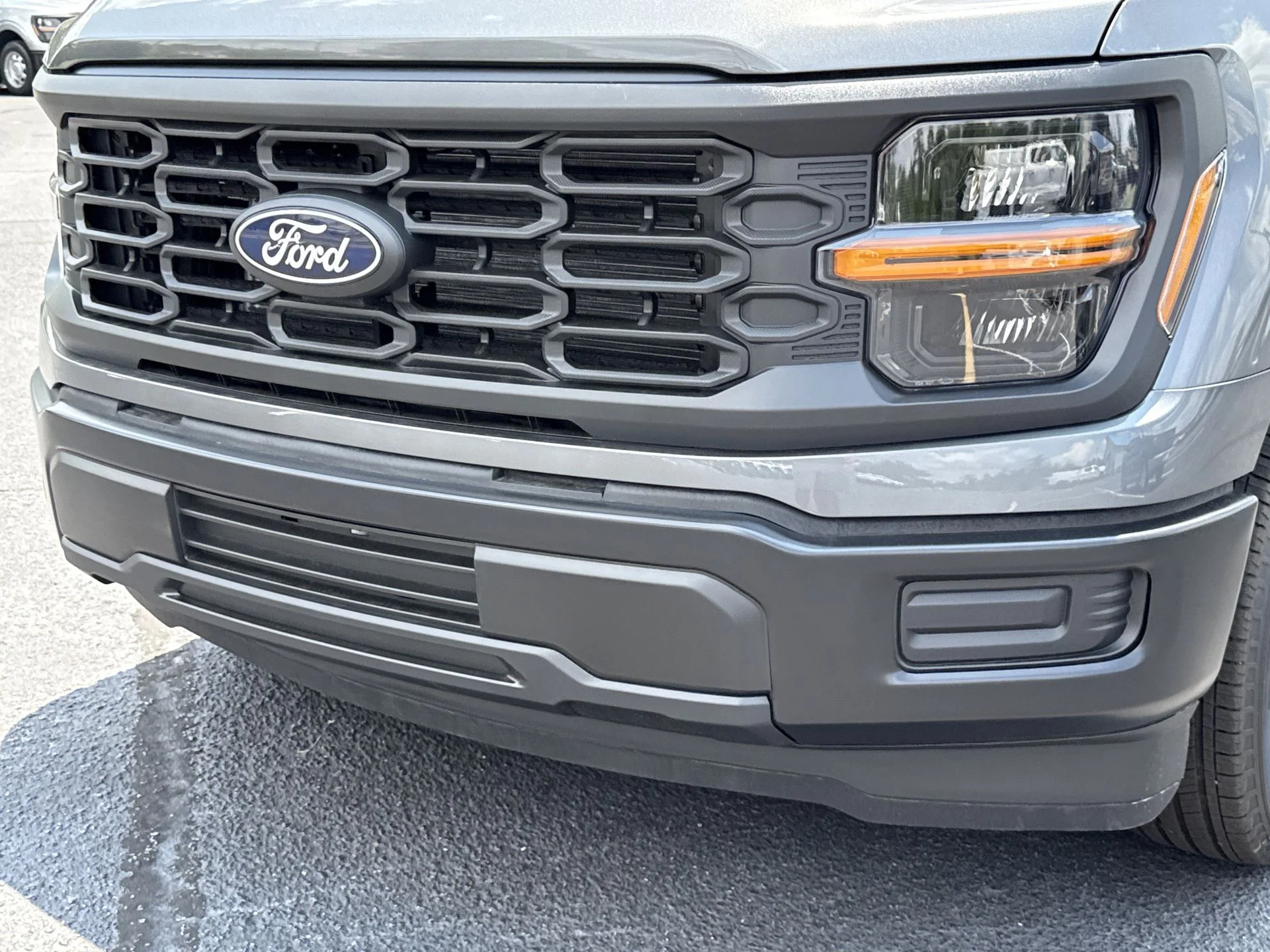 New 2026 Carbonized Gray Metallic Ford XL image 24