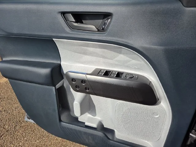 New 2026 Azure Gray Metallic Tri-Coat Ford XLT image 34