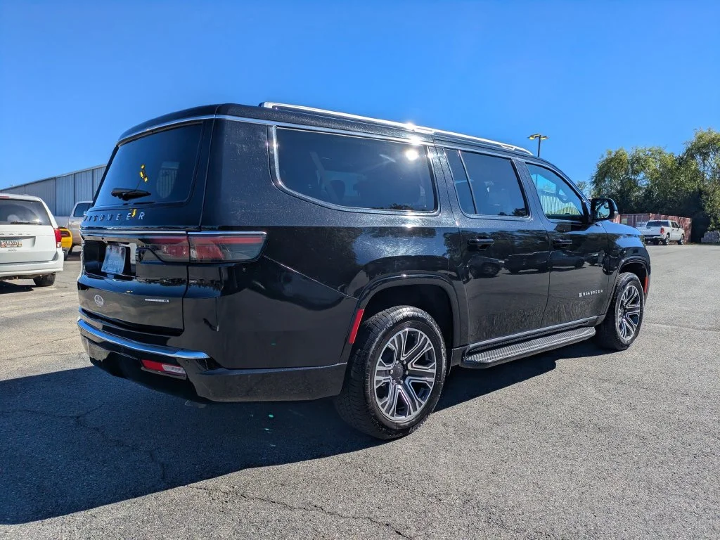 Used 2024 Black Jeep Series II image 4