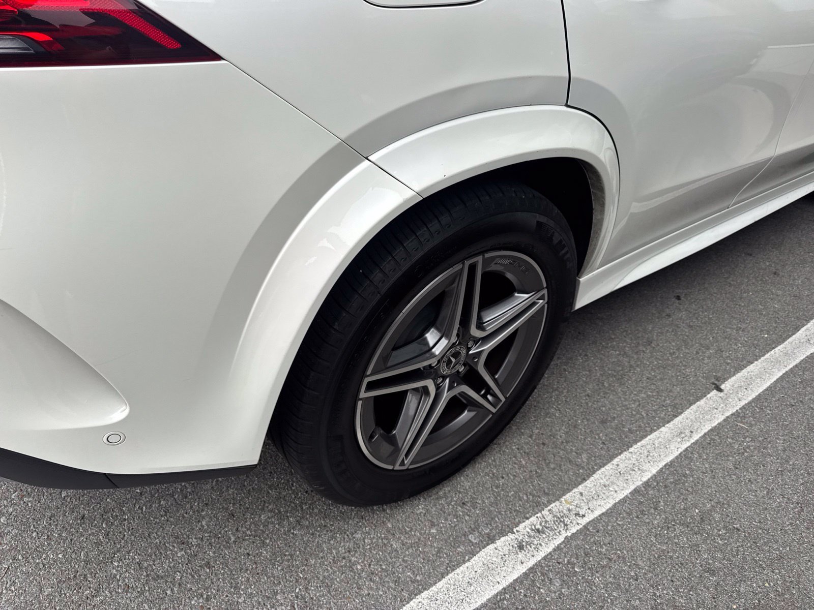 Used 2020 White Mercedes-Benz GLE 350 image 12