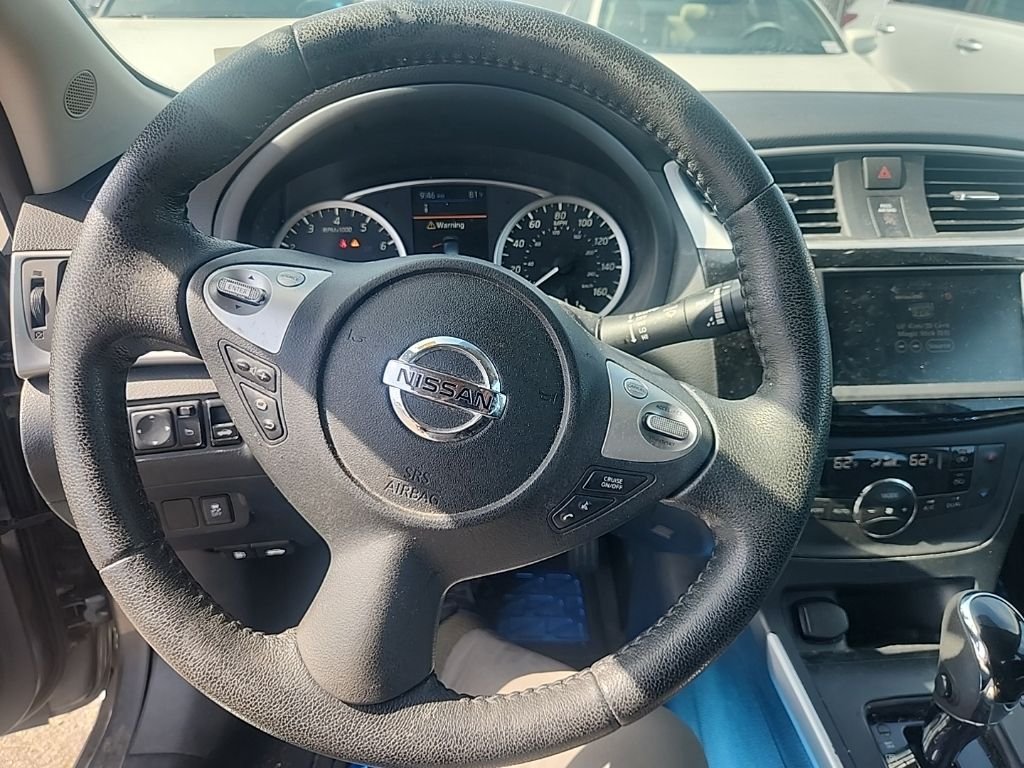 Used 2019 Gray Nissan SV image 21