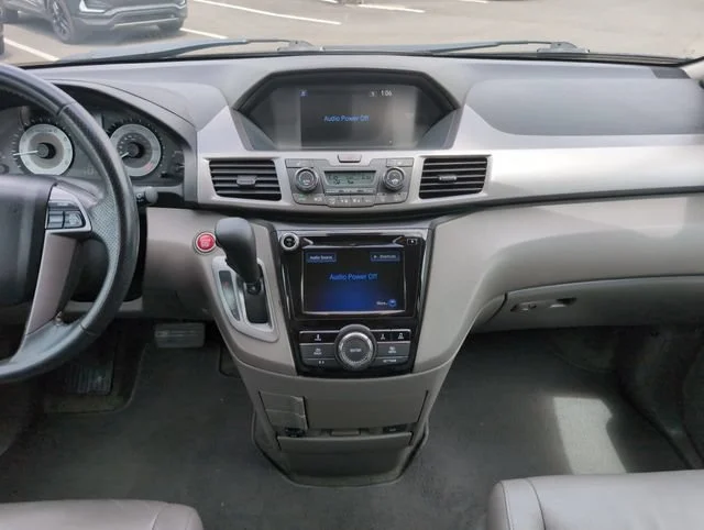 Used 2015 White Diamond Pearl Honda EX-L image 25