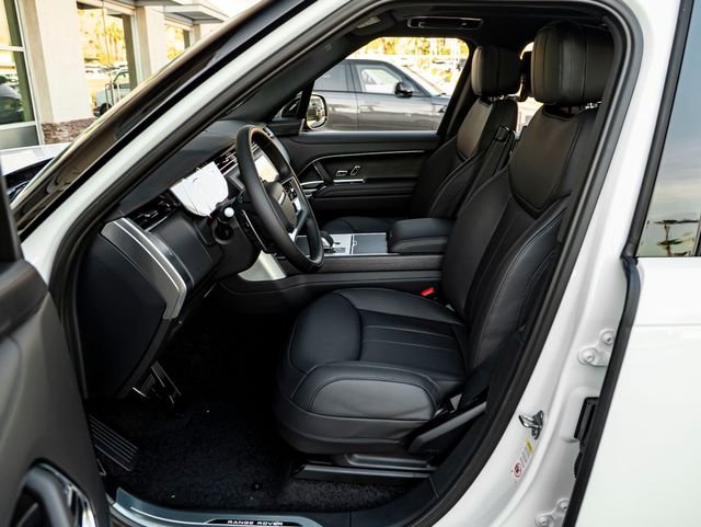 New 2026 Fuji White Land Rover SE image 14