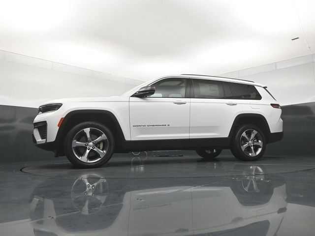 New 2026 Bright White Clear-Coat Exterior Paint Jeep Limited image 24