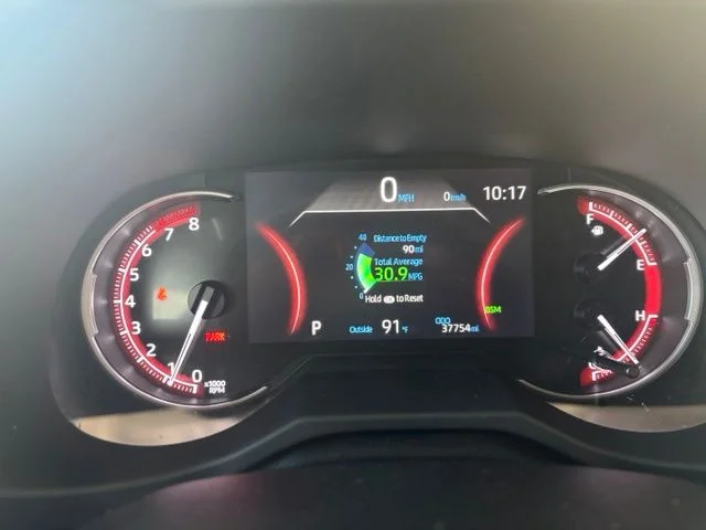 Used 2024 White Toyota XLE image 10