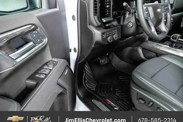 New 2026 Polar White Tricoat Chevrolet LTZ image 12