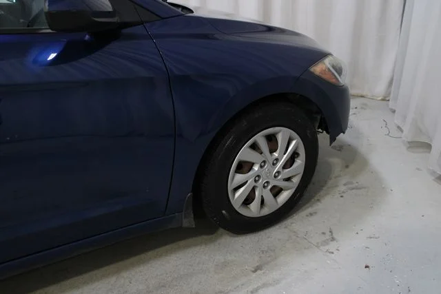 Used 2017 Blue Hyundai SE image 31