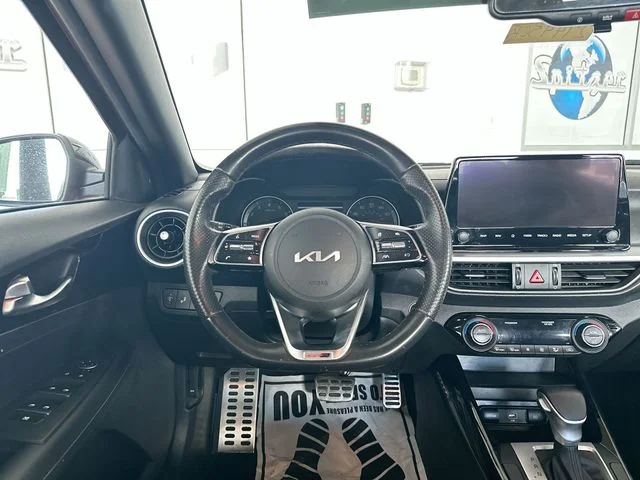 Used 2023 Red Kia GT-Line image 13