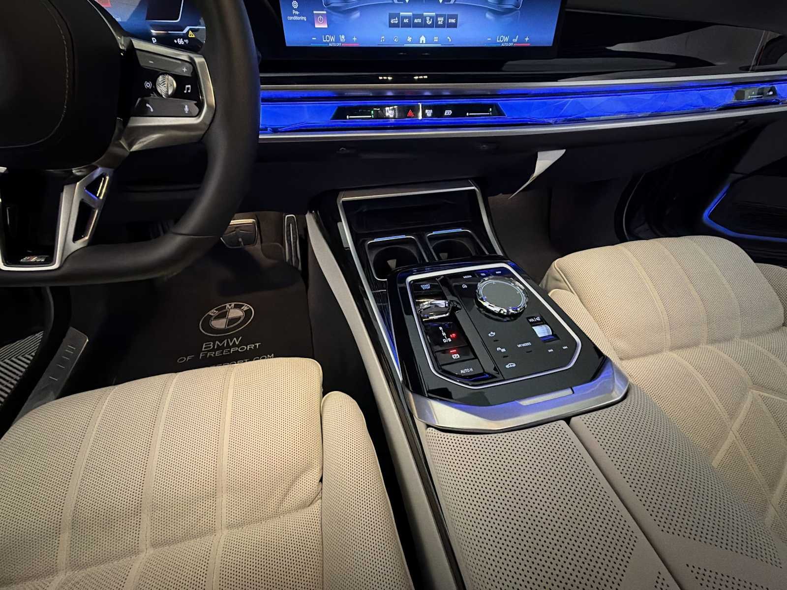 2026 BMW i7 60 - Photo 18