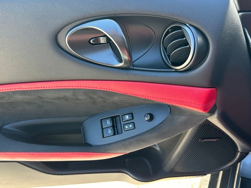 Used 2025 Gray Nissan Performance image 16