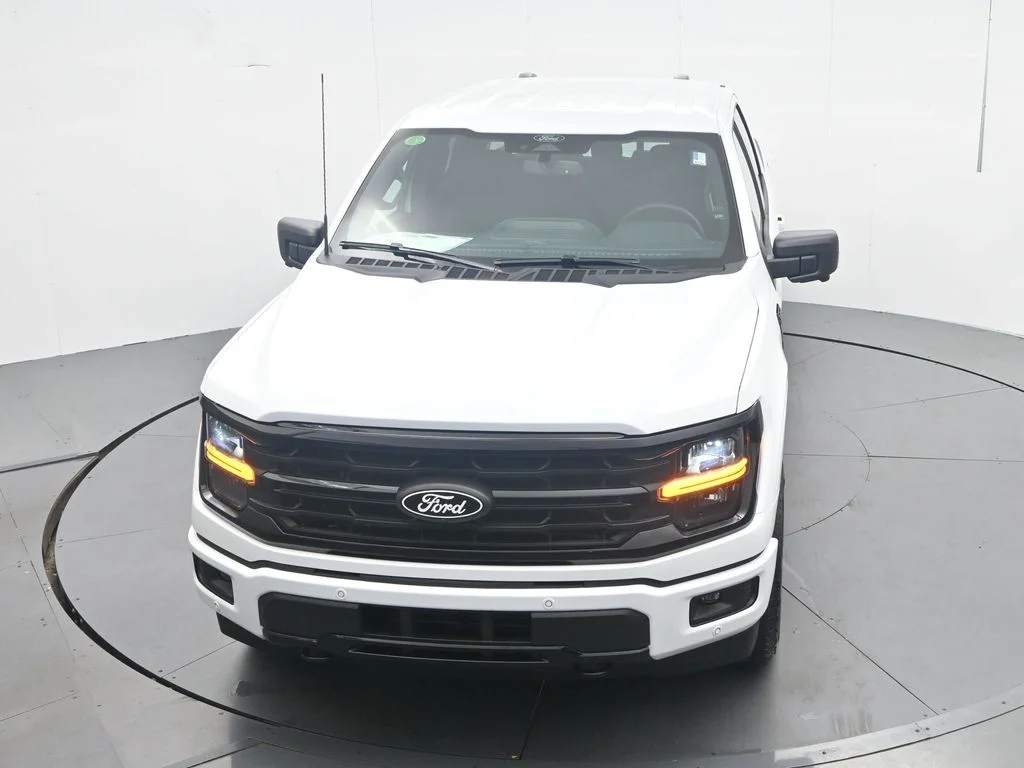 New 2026 Oxford White Ford XLT image 35
