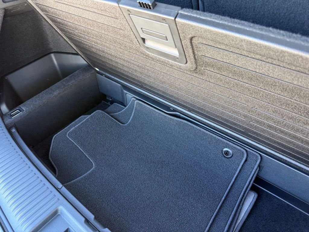 Certified Used 2026 Majestic Black Pearl Acura Base image 21