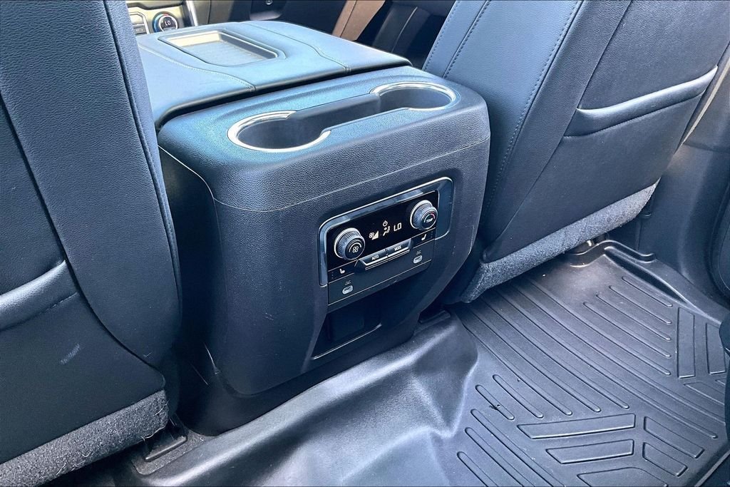 Used 2021 Gray Chevrolet Z71 image 25