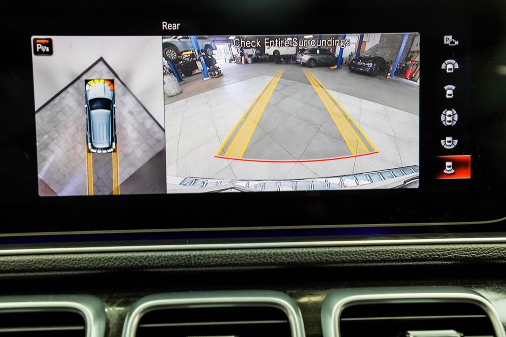 Used 2020 White Mercedes-Benz GLE 350 image 35