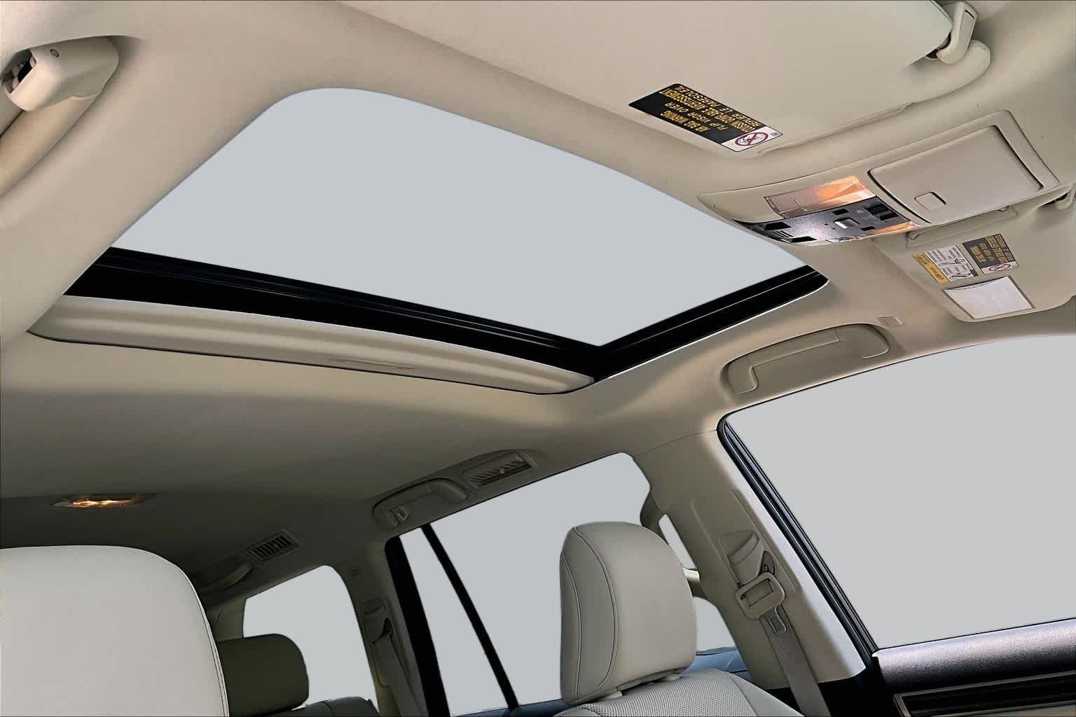 Used 2021 Starfire Pearl Lexus Premium image 13