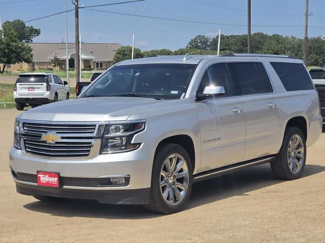 Used 2019 Silver Chevrolet Premier image 4