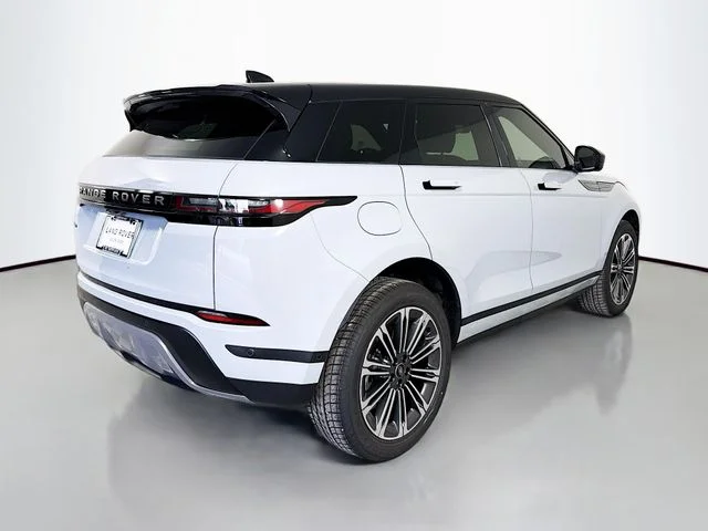 Used 2026 Arroios Grey Metallic Land Rover S image 5