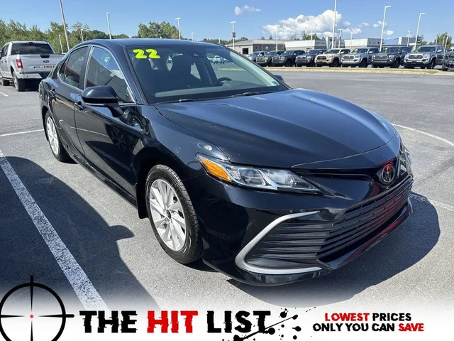 2022 Toyota Camry LE