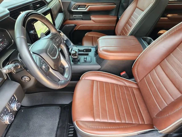 Used 2025 Thunderstorm Gray GMC Denali Ultimate image 13