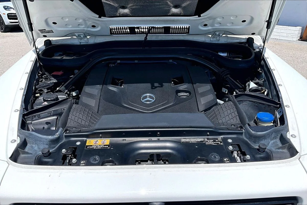 Used 2021  Mercedes-Benz SUV image 32