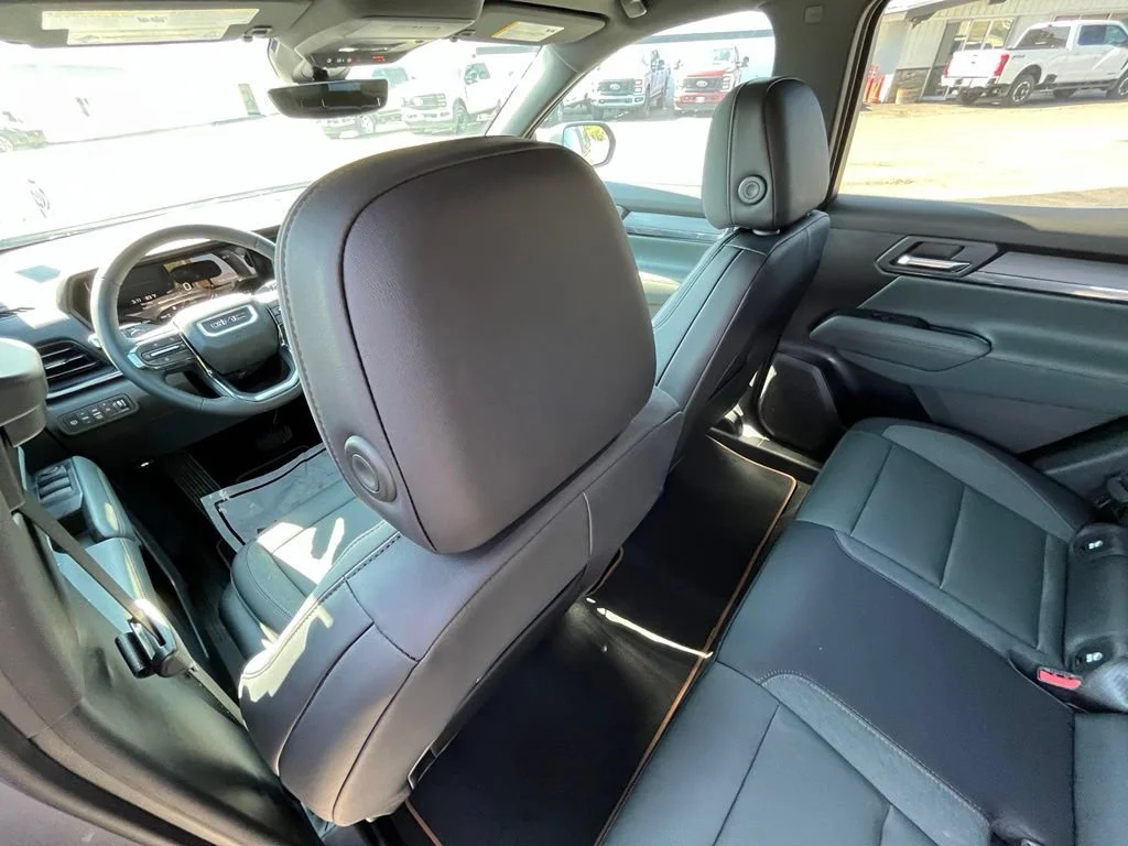 2027 GMC Terrain AT4 - Photo 15
